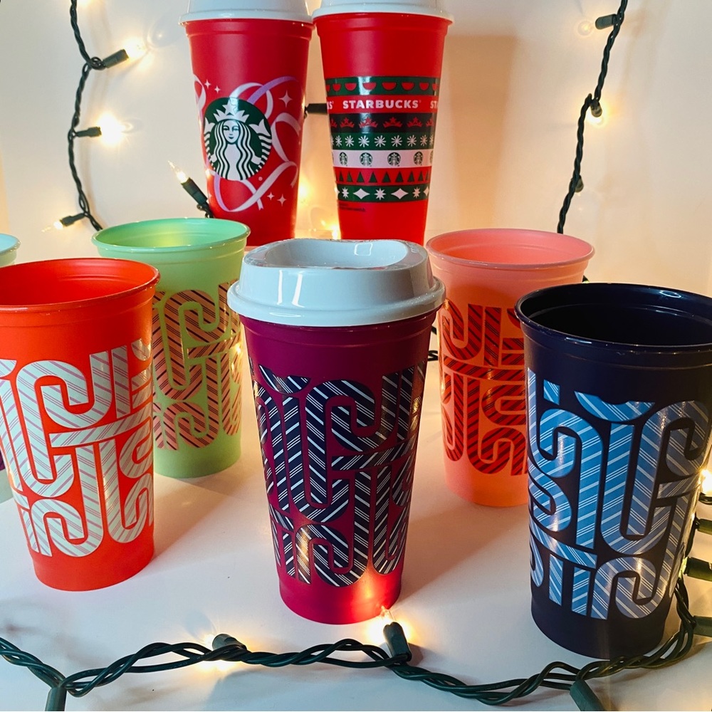 8 Starbucks Cups! 6 2020 Candy Cane Color Changing Cups and 2 2013 Holiday Cups!
